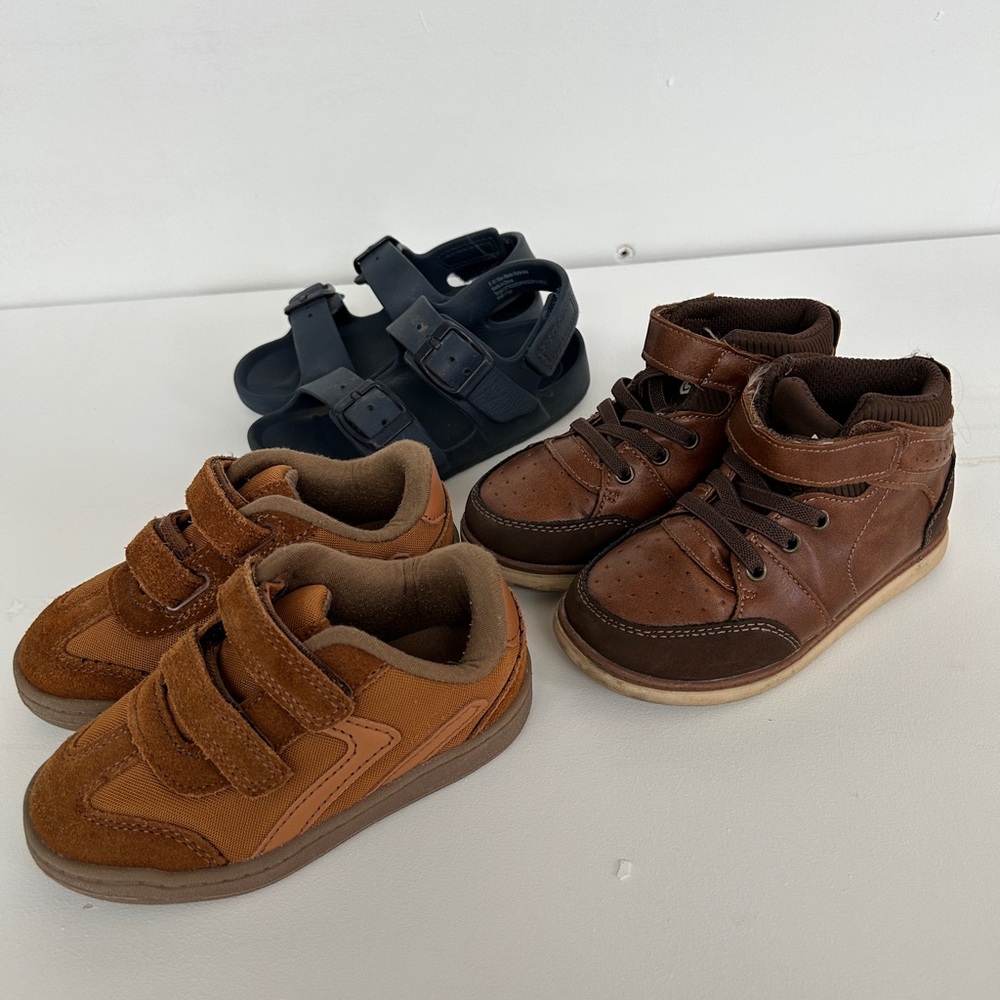 Boy Shoes Bundle size 8